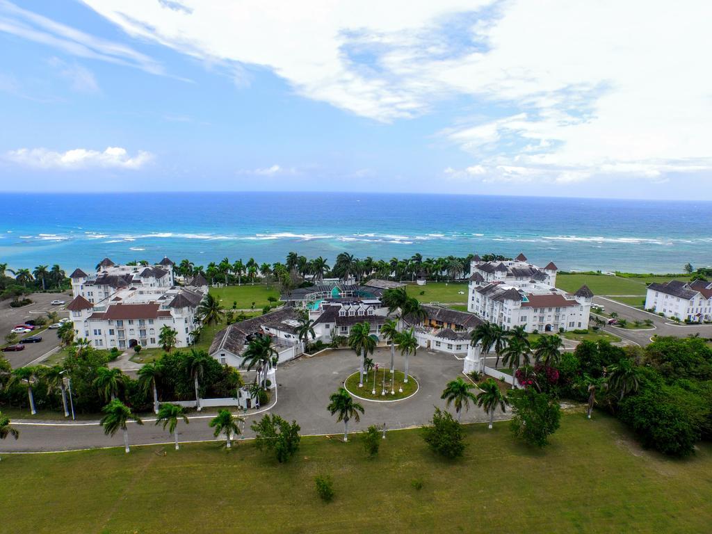 Seacastles By The Beach/Pool Montego Bay Exterior foto